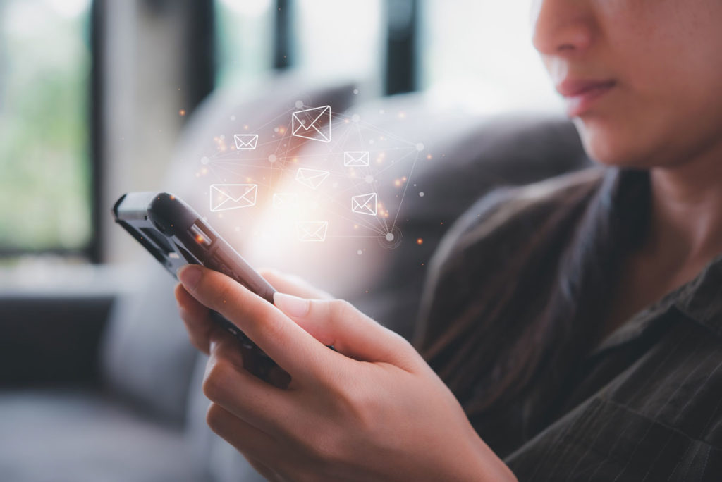 kontakt, mailing, beratung, whatsapp, einhorn apotheke